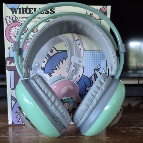 RGB Labubu Themed, Green and Gray Over-Ear Wireless Headphones. Even Lights Up. - Picture 1 of 3